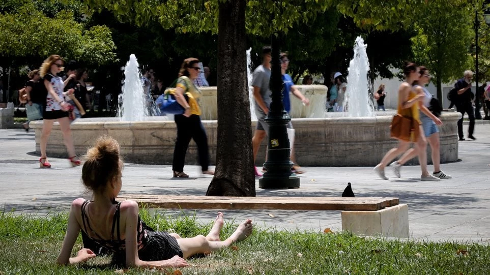 Προσοχή! Καύσωνας: 48 ώρες σε αφρικανικό καμίνι η χώρα